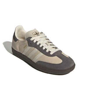 Adidas Sambas in Crystal Sand / Cream White / Charcoal